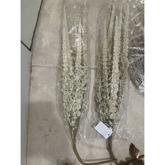 Floral Arrangement Luxury Bundle And Decorative Ribbon. New - Picture 4 of 7